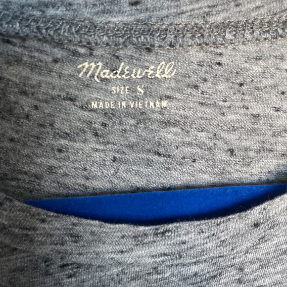 Heather grey crew neck tshirt - NWOT - Picture 3 of 4